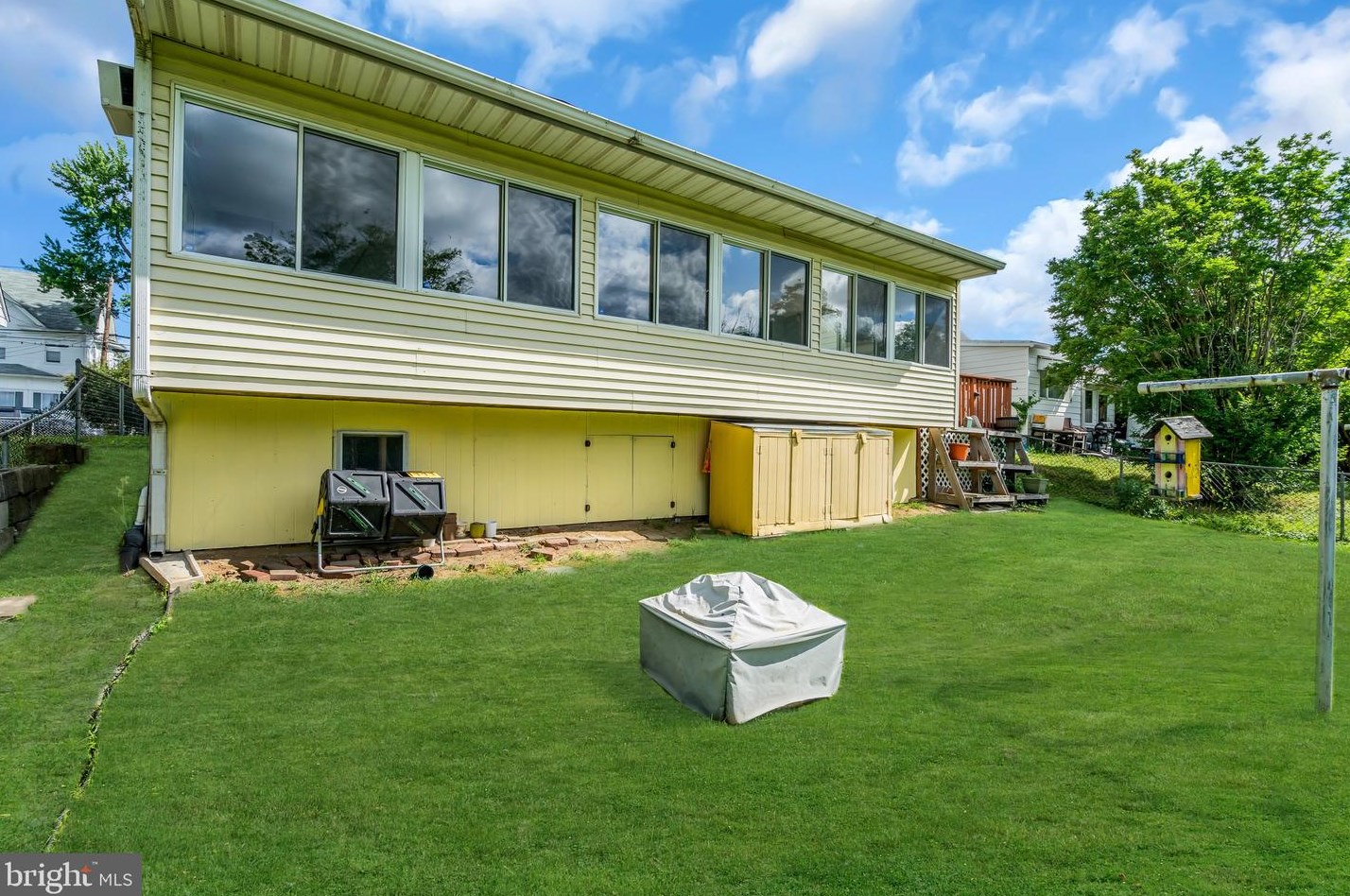 205 Federal St, Burlington NJ 08016-1614 exterior