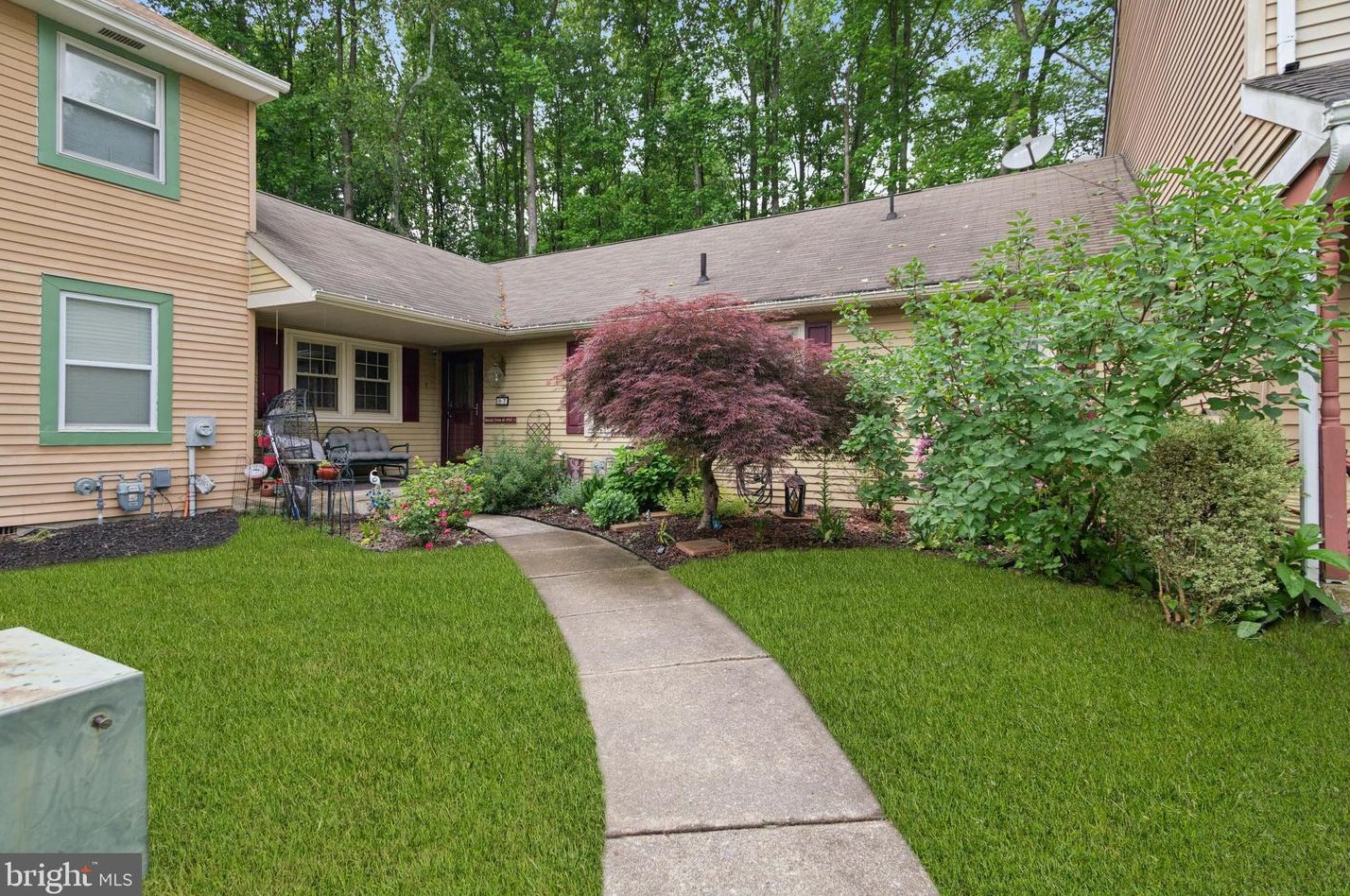 7 Wisina Ct, Medford, NJ 08055