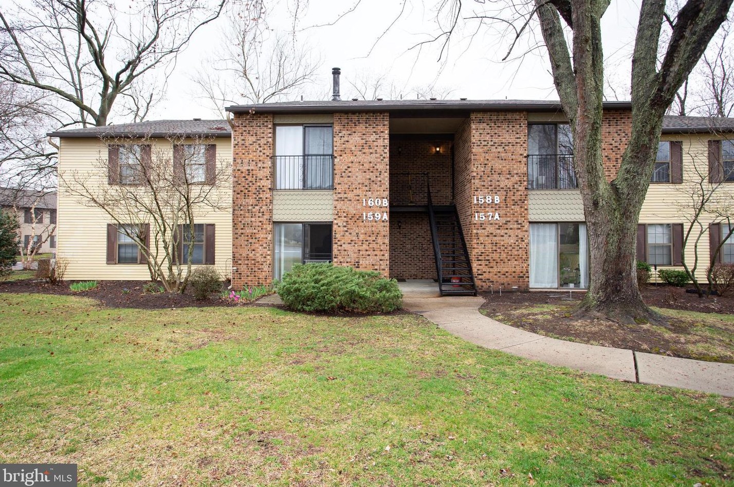 159 Birchfield Ct #a, Mount Laurel, NJ 08054