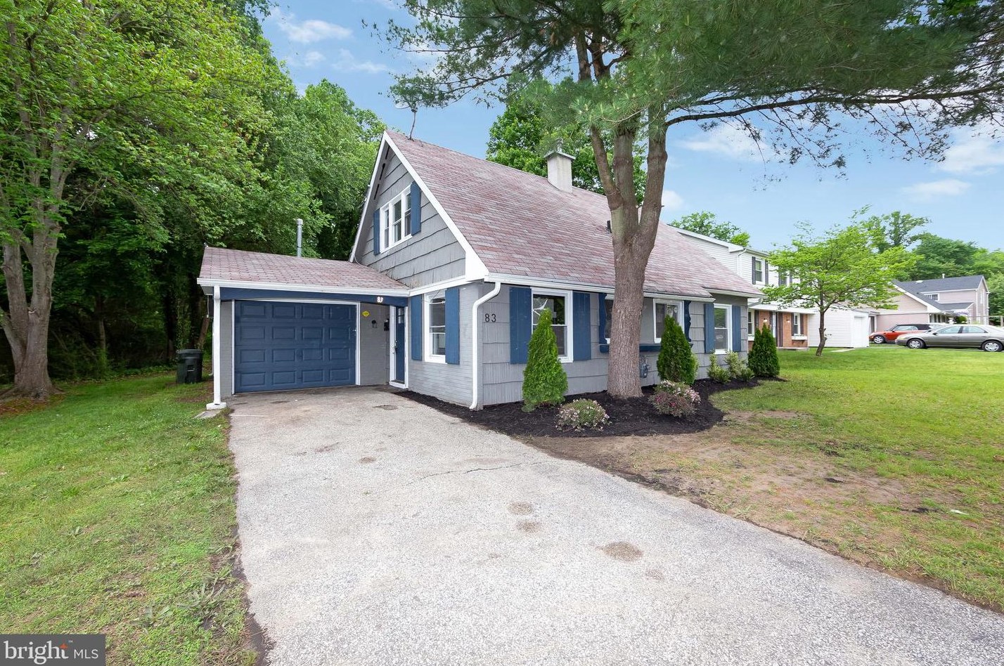 83 Buckingham Dr, Willingboro, NJ 08046-1662