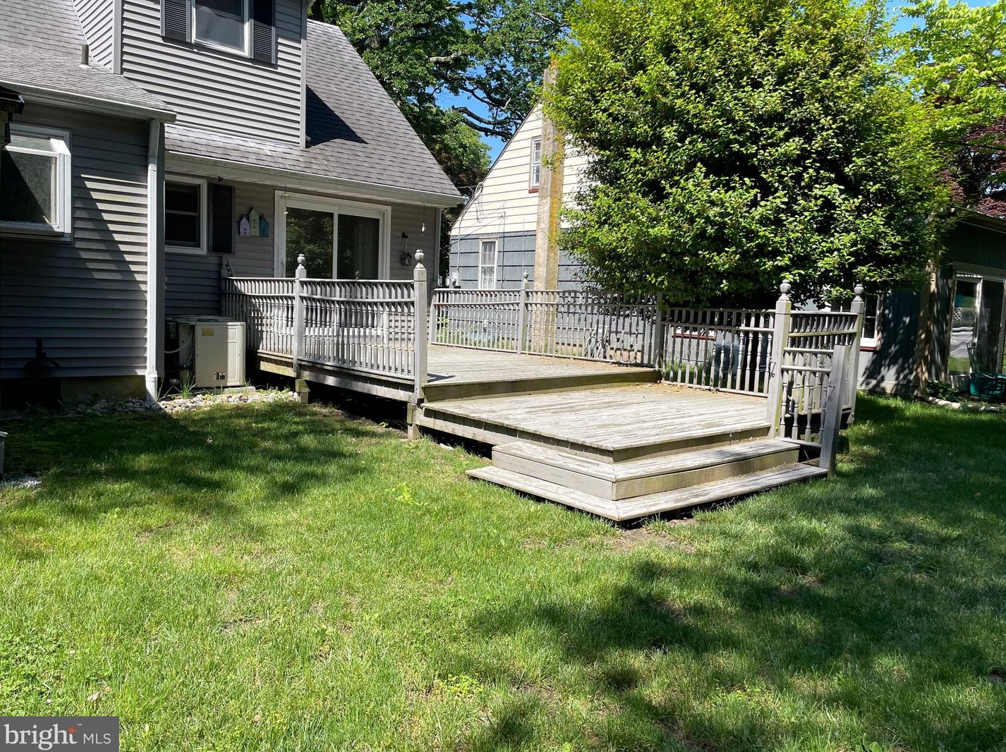 16 Morgan Ave, Riverton NJ  08077-1129 exterior