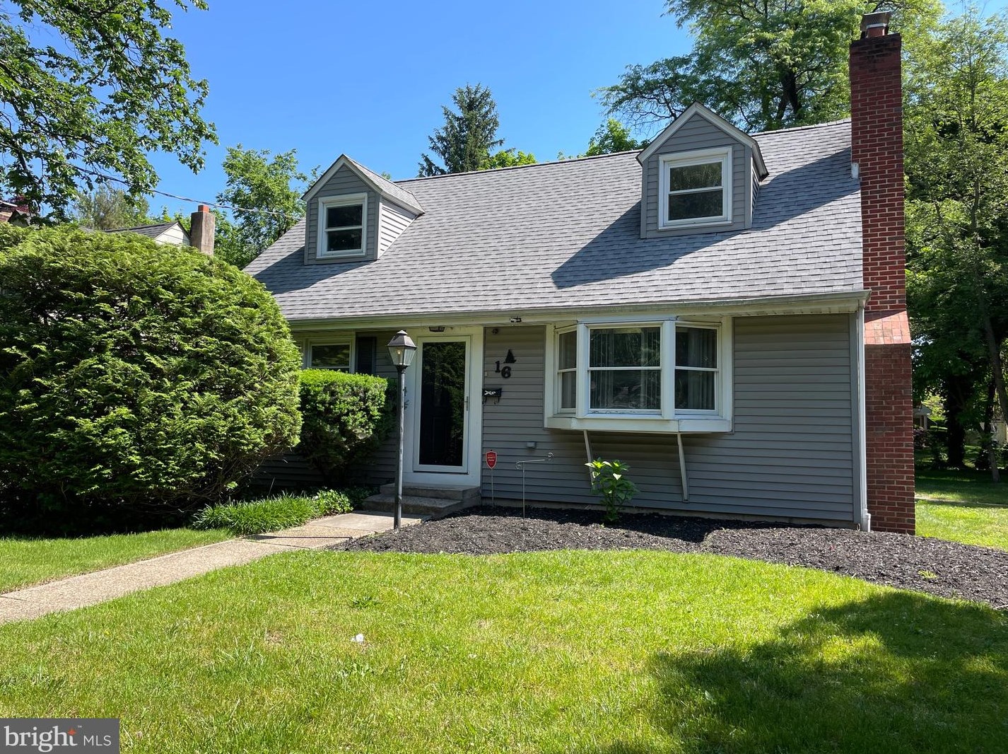 16 Morgan Ave, Riverton NJ  08077-1129 exterior