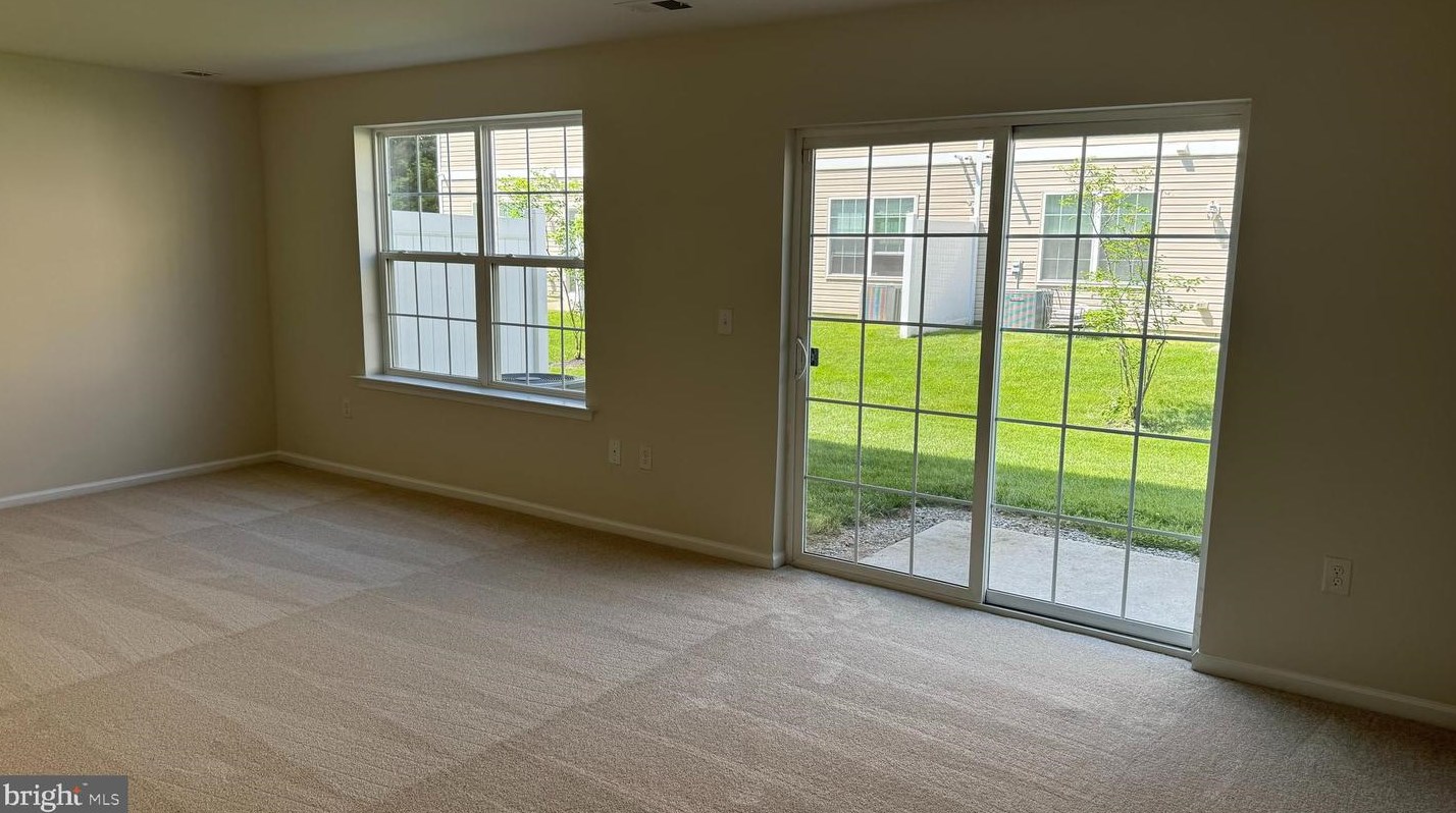 42 Creekside Wy, Burlington, NJ 08016