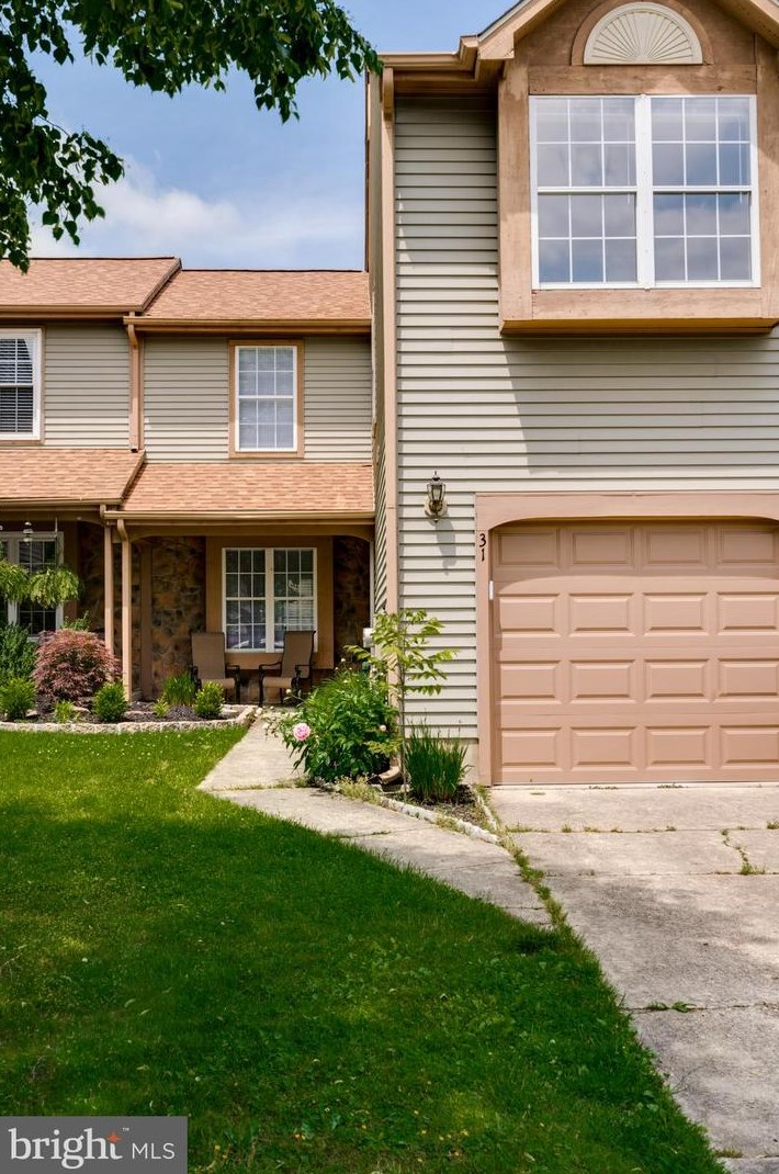 31 Hollowell Way, Mount Laurel, NJ 08054