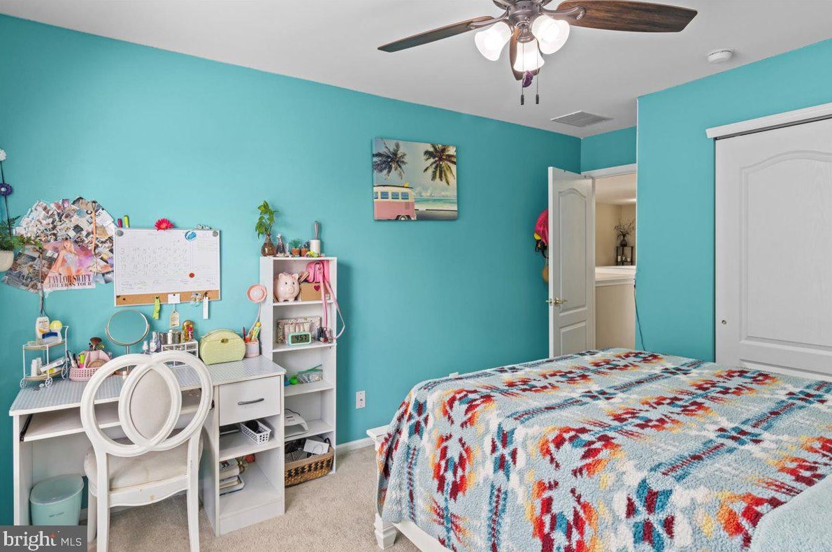 60 Stern Lgt Dr, Mount Laurel NJ 08054-1638 exterior