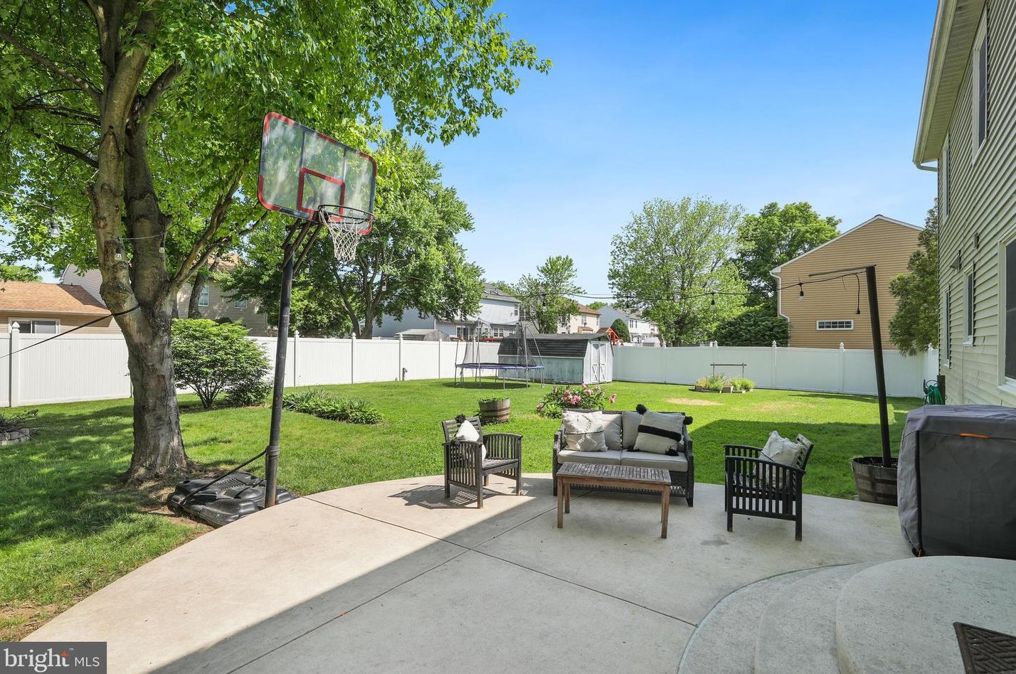 161 Rambling Rd, Lumberton Township NJ 08048-4628 exterior