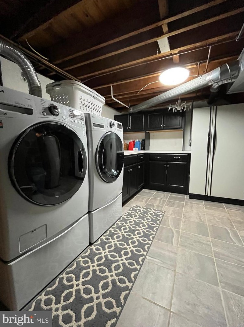 605 Parry Blvd, Riverton NJ  08077-3940 exterior