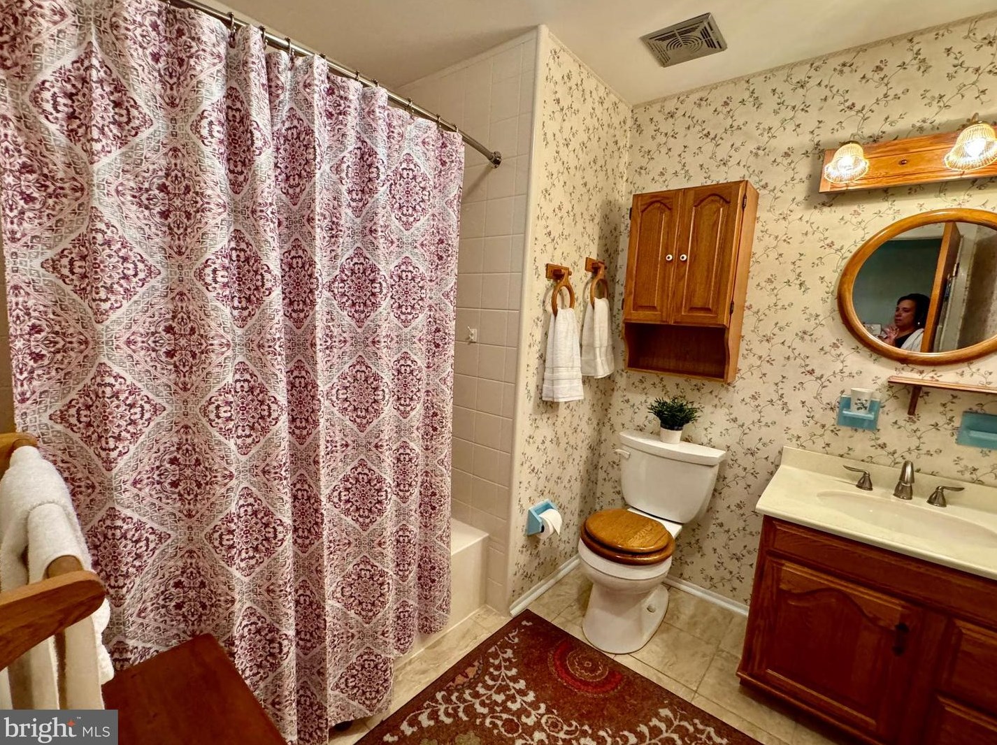 3 Kennedy Dr, Cookstown NJ 08511-1119 exterior