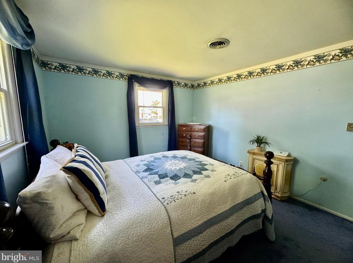 3 Kennedy Dr, Cookstown NJ 08511-1119 exterior