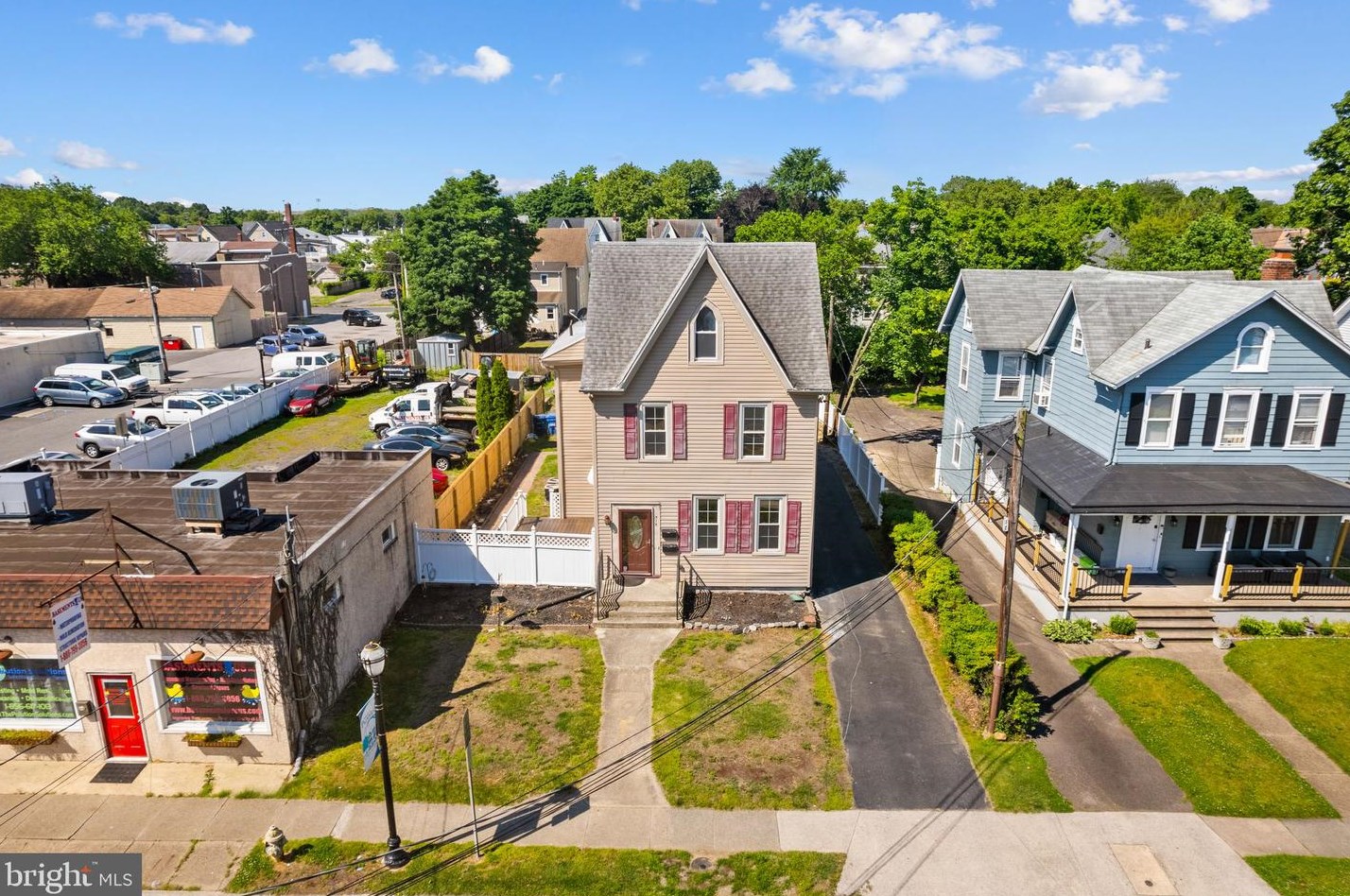 515 Cinnaminson Ave, Palmyra, NJ 08065