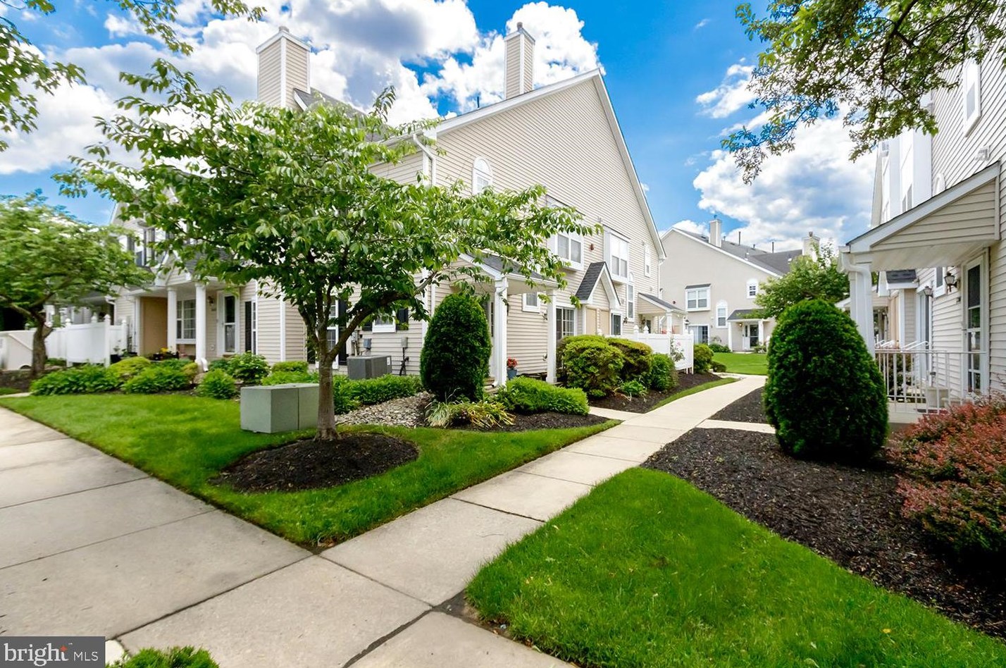 6404 Preston Way, Mount Laurel, NJ 08054