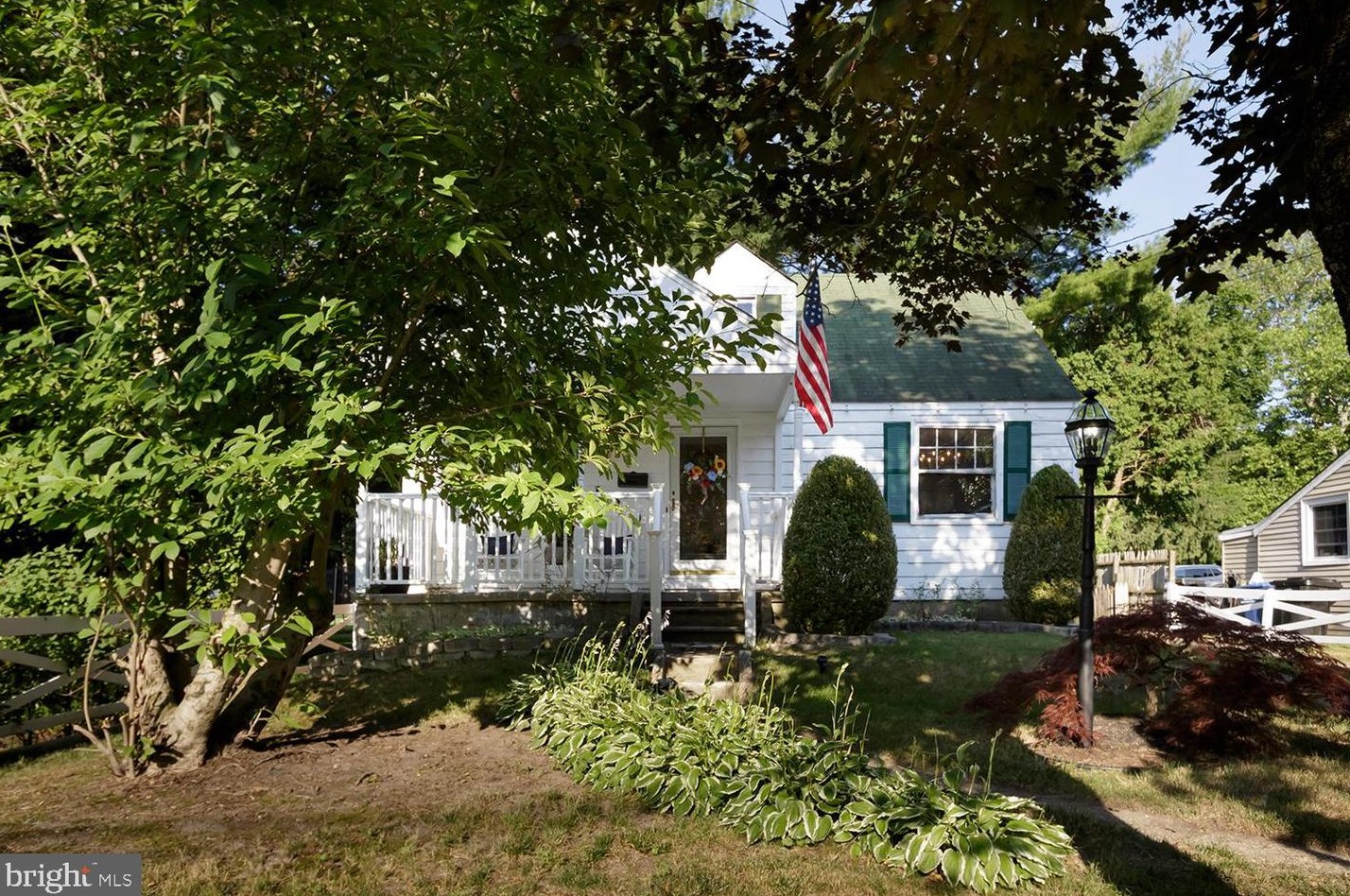 129 S Main St, Medford, NJ 08055