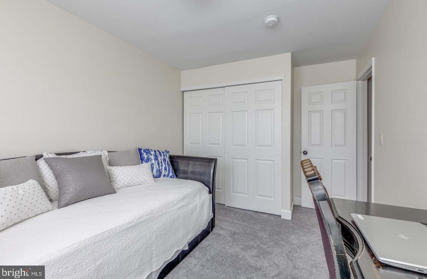 510 Mdw Ct, Mount Laurel NJ exterior