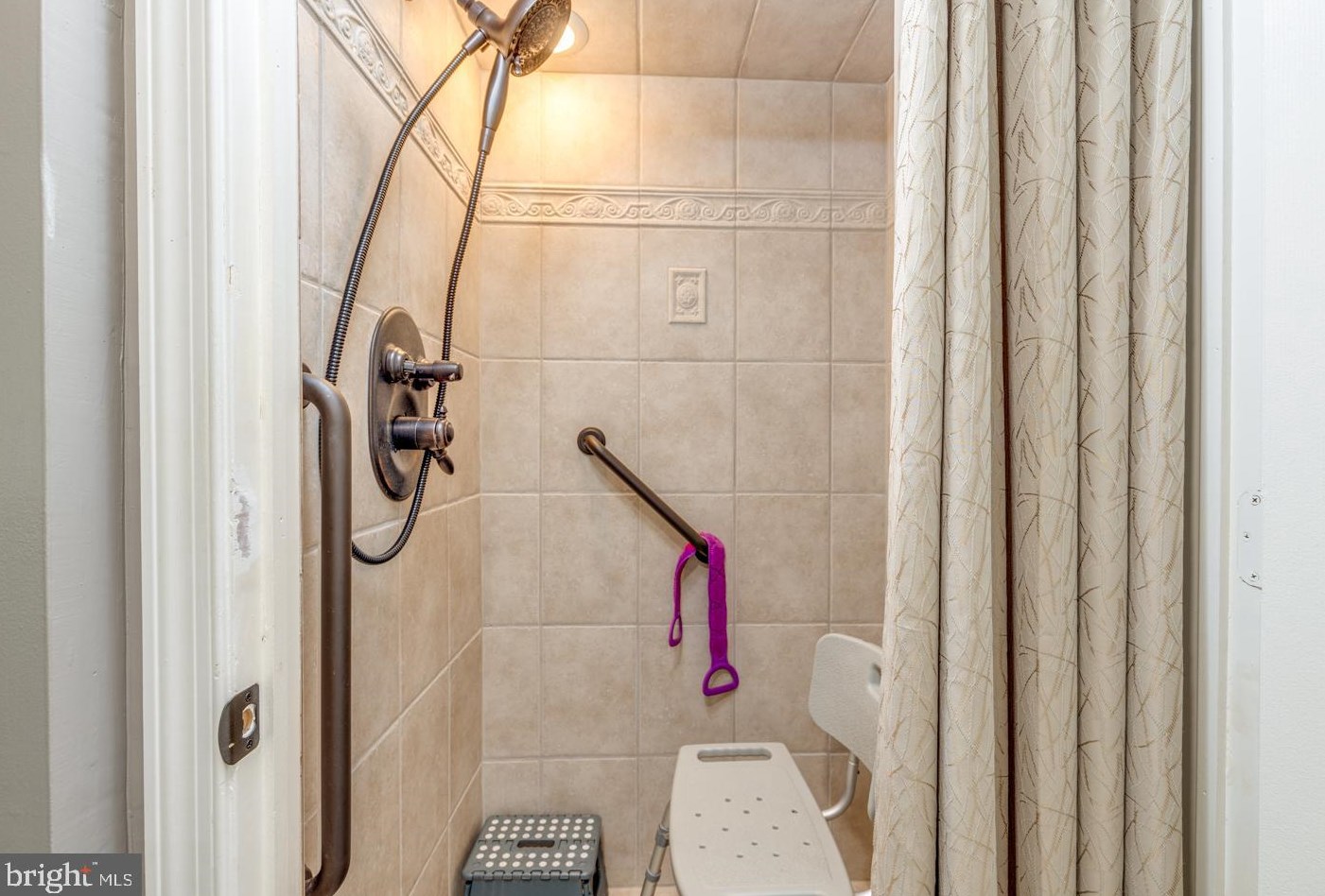 510 Mdw Ct, Mount Laurel NJ exterior