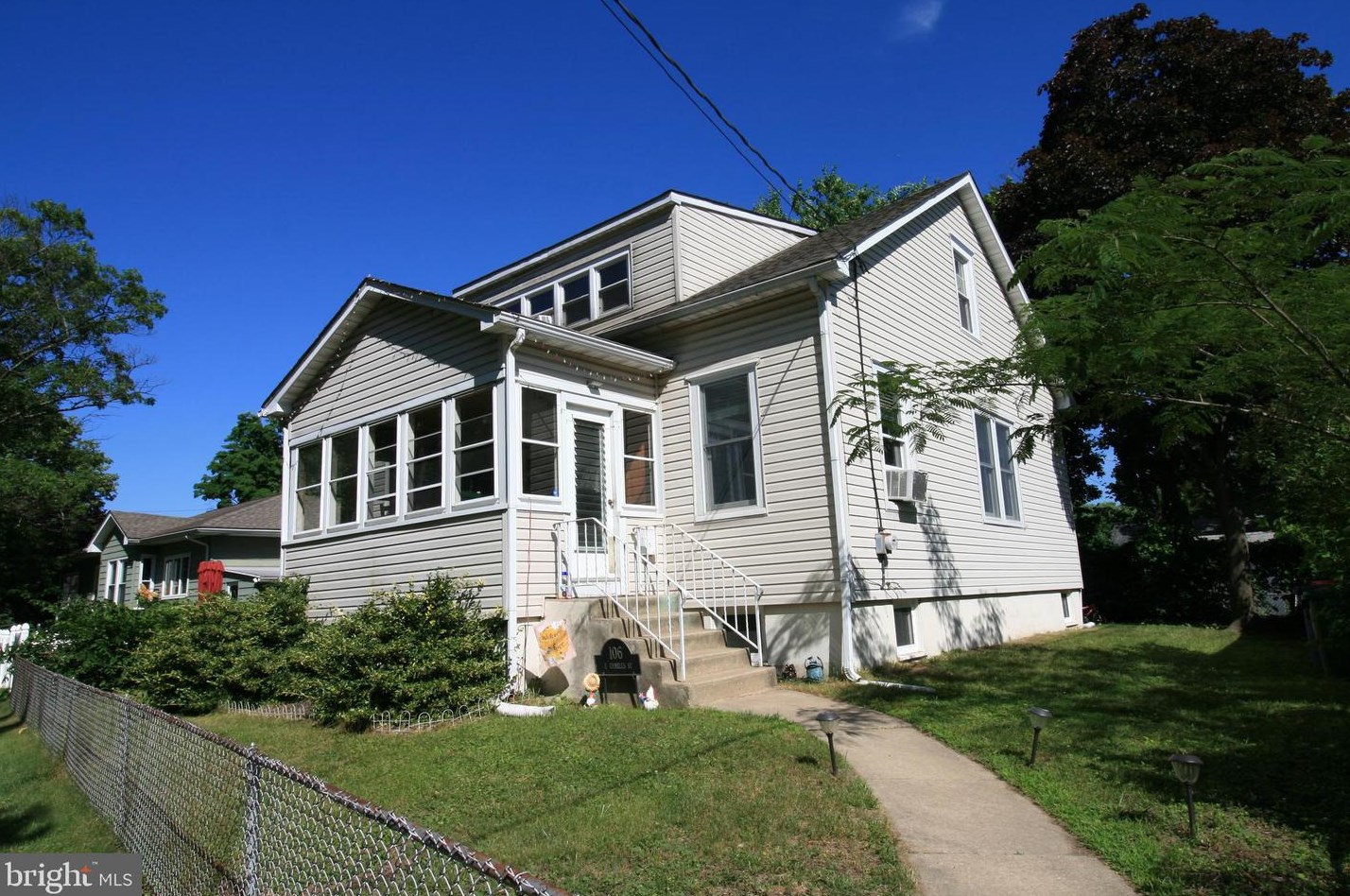 106 E Charles St, Palmyra, NJ 08065