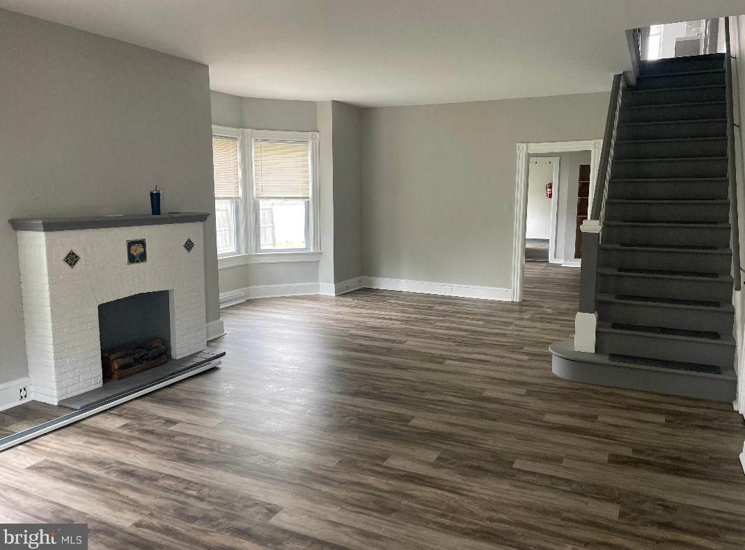 246 W Front St, Florence, NJ 08518