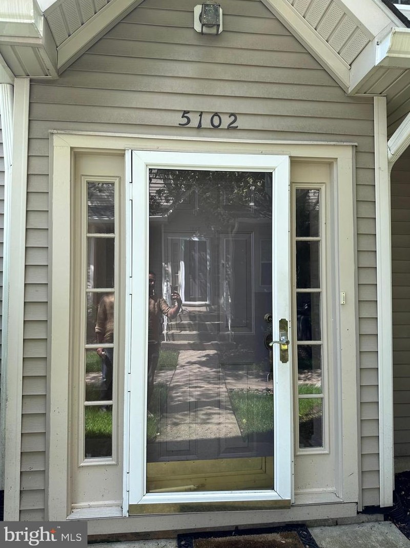 5102 Essex Ln, Mount Laurel, NJ 08054