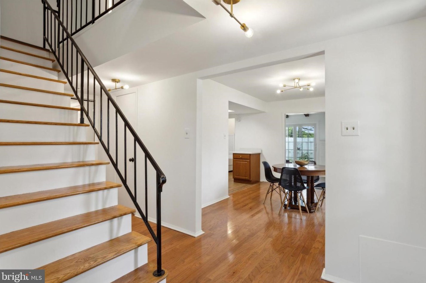 204 Rockland Dr, Willingboro, NJ 08046-4014