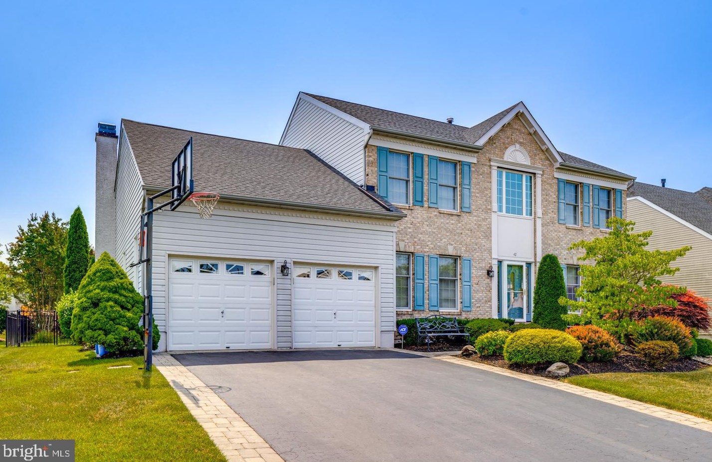 42 Brooks Rd, Moorestown, NJ 08057