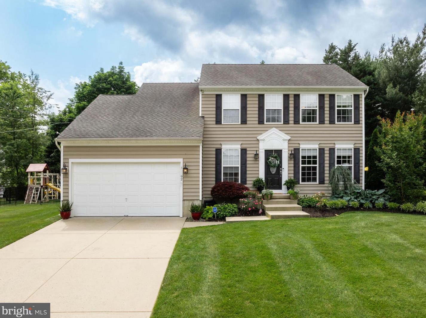 92 Ivy Ave, Moorestown, NJ 08057-2244