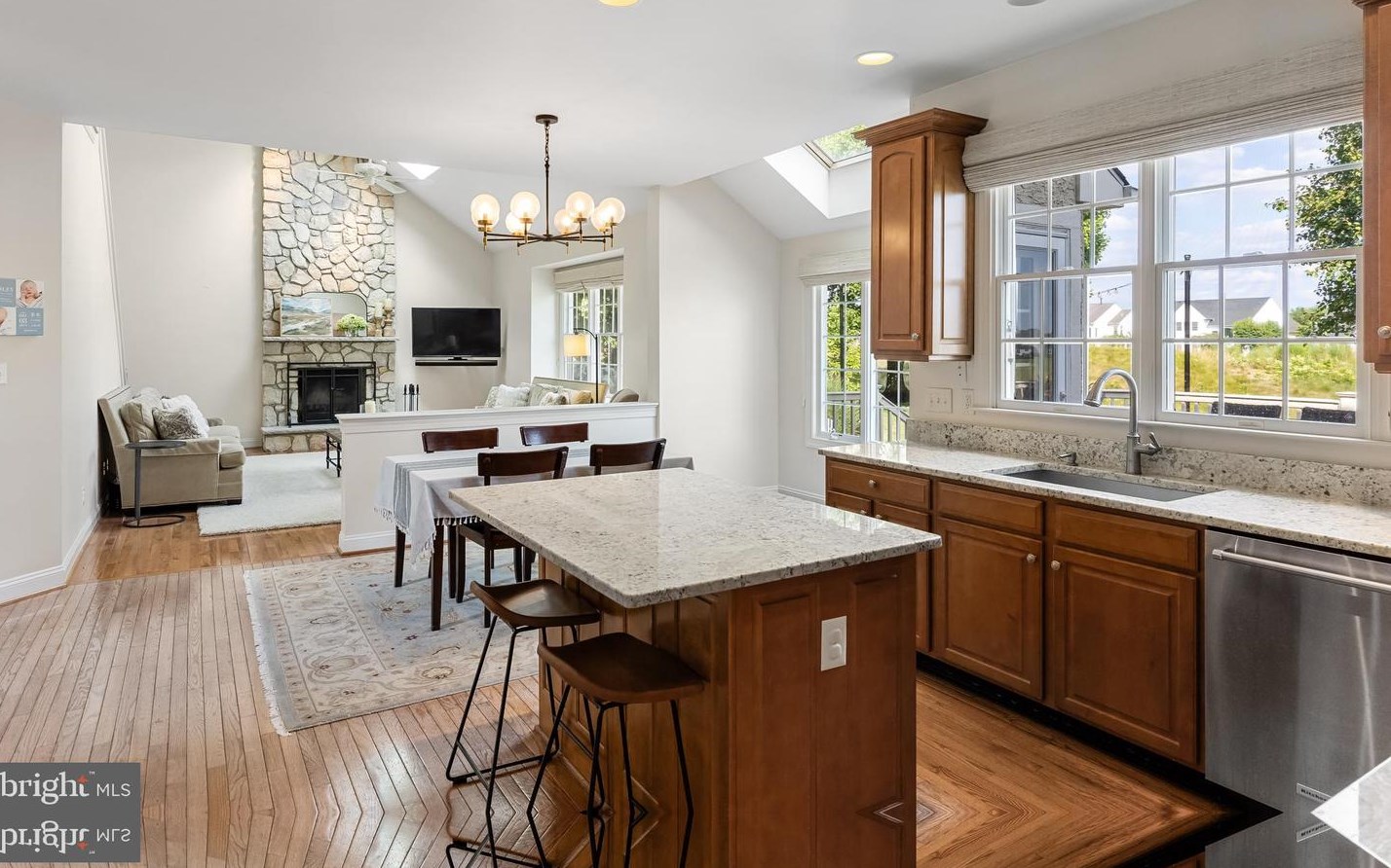 117 Country Club Dr, Moorestown NJ  08057-3975 exterior