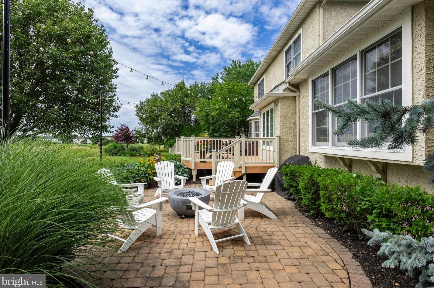 117 Country Club Dr, Moorestown NJ  08057-3975 exterior