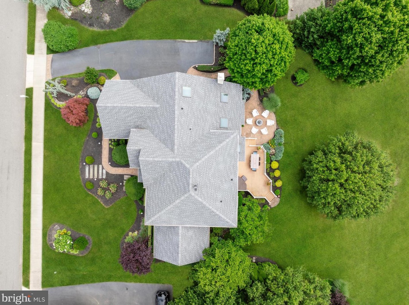 117 Country Club Dr, Moorestown NJ  08057-3975 exterior