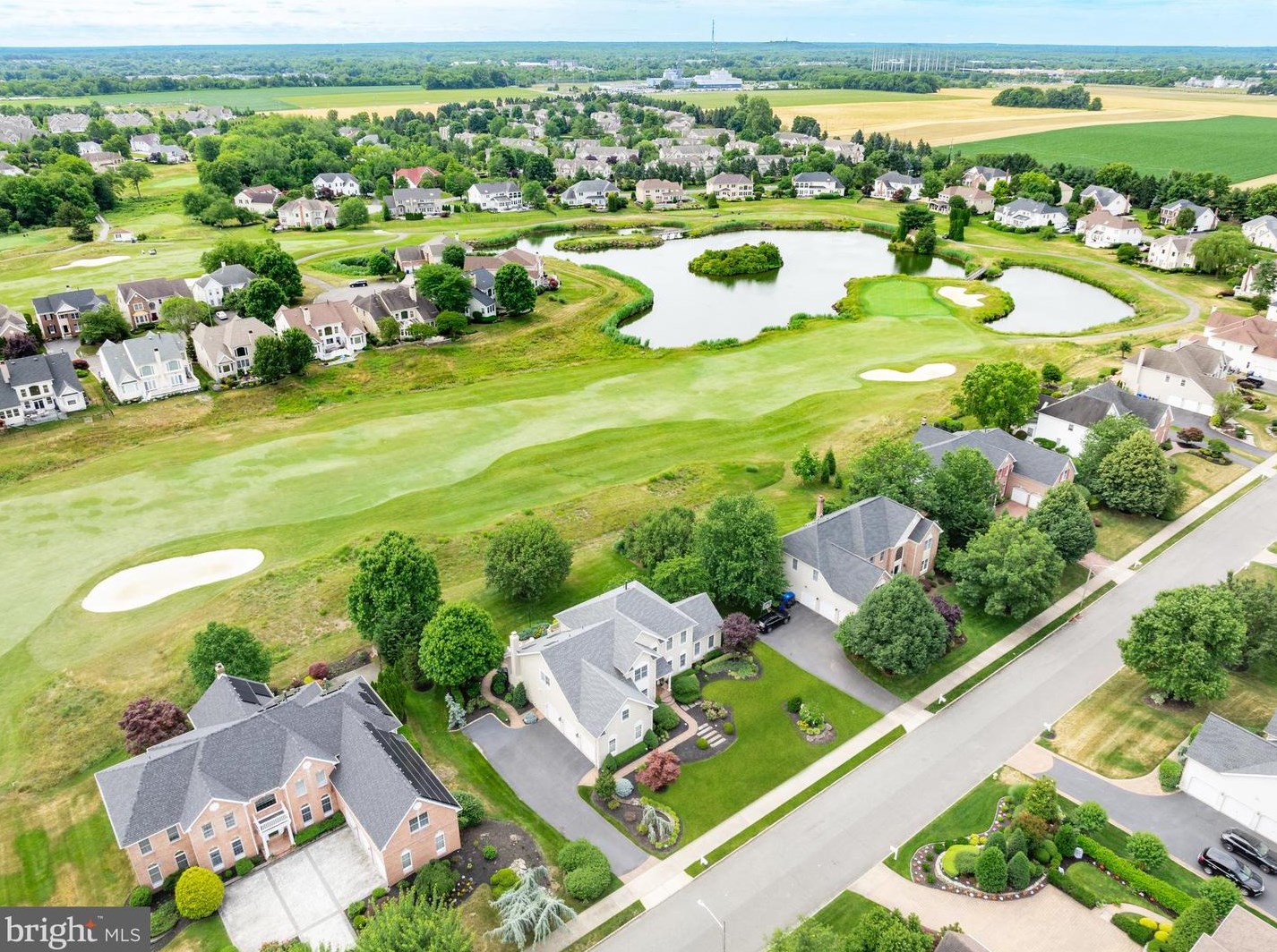 117 Country Club Dr, Moorestown NJ  08057-3975 exterior