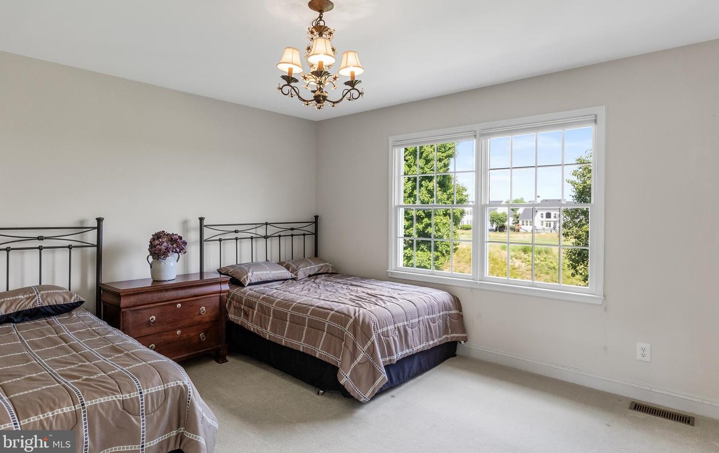 117 Country Club Dr, Moorestown NJ  08057-3975 exterior