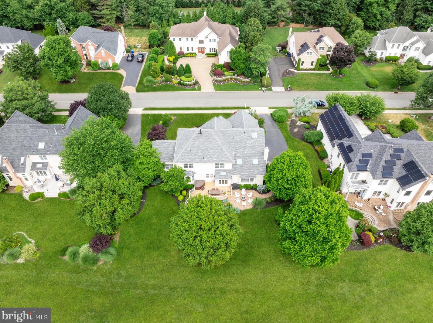 117 Country Club Dr, Moorestown NJ  08057-3975 exterior