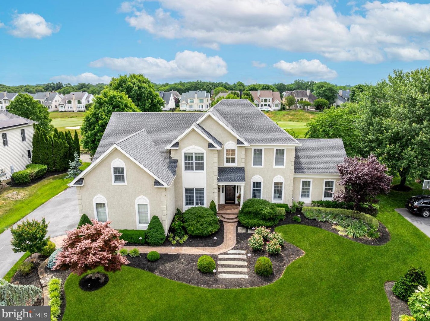 117 Country Club Dr, Moorestown NJ  08057-3975 exterior