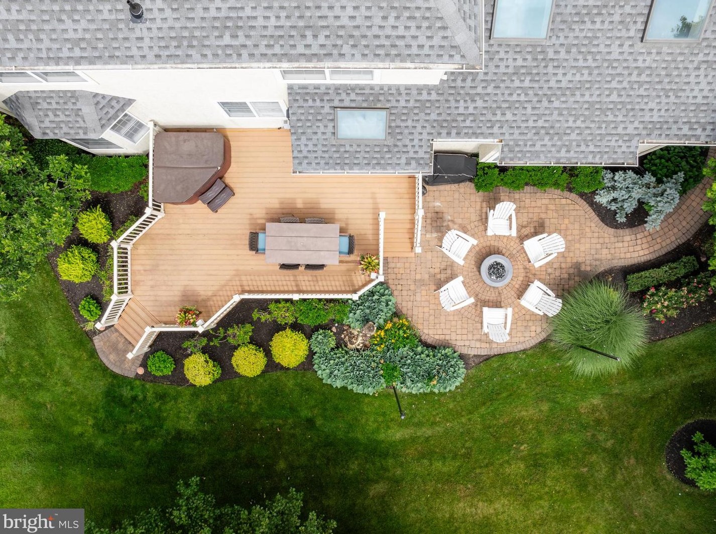 117 Country Club Dr, Moorestown NJ  08057-3975 exterior