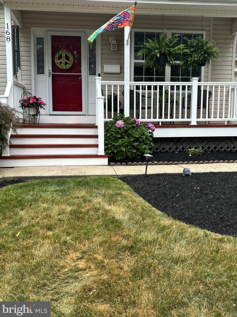 168 Fairfax Dr, Riverton, NJ 08077