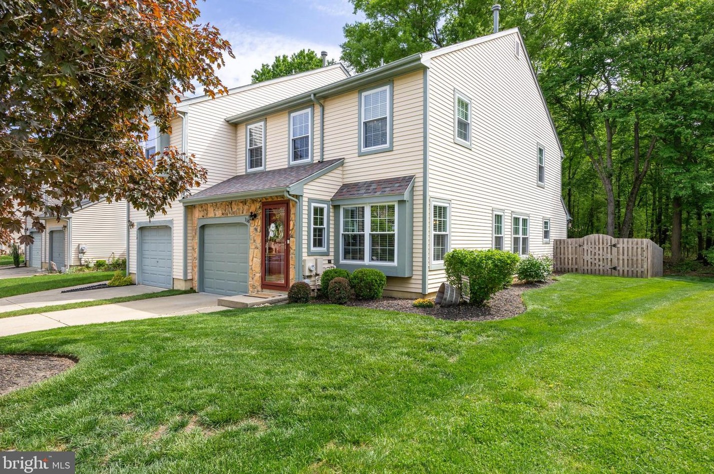 116 Kettlebrook Dr, Mount Laurel, NJ 08054-2664