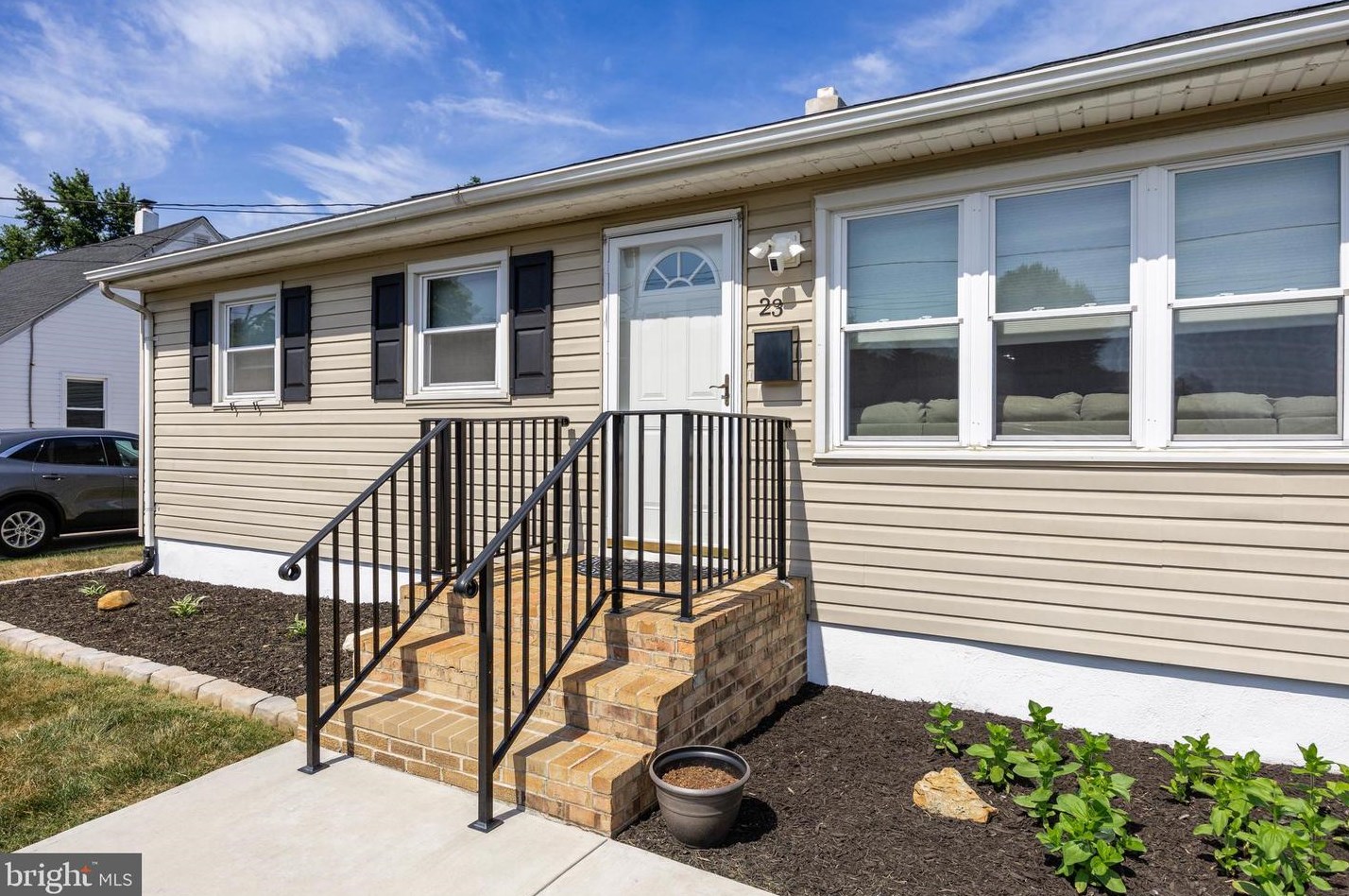 23 Willow Rd, Chesterfield, NJ 08505