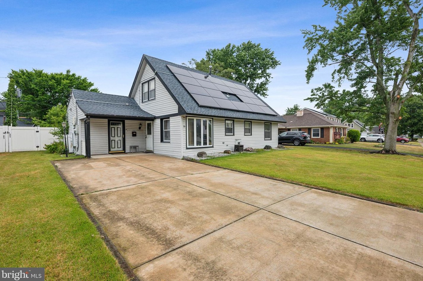 33 Melrose Ln, Willingboro, NJ 08046