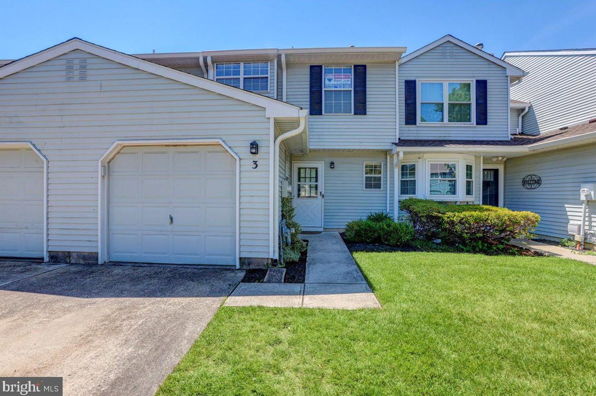 3 Fairfax Ct, Chesterfield, NJ 08505