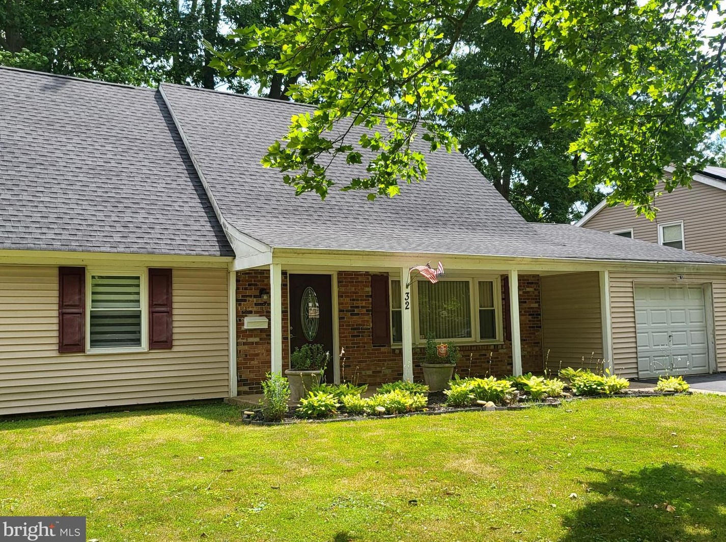 32 Essex Ln, Willingboro, NJ 08046