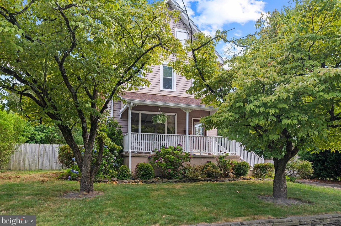 24 W Central Ave, Moorestown, NJ 08057