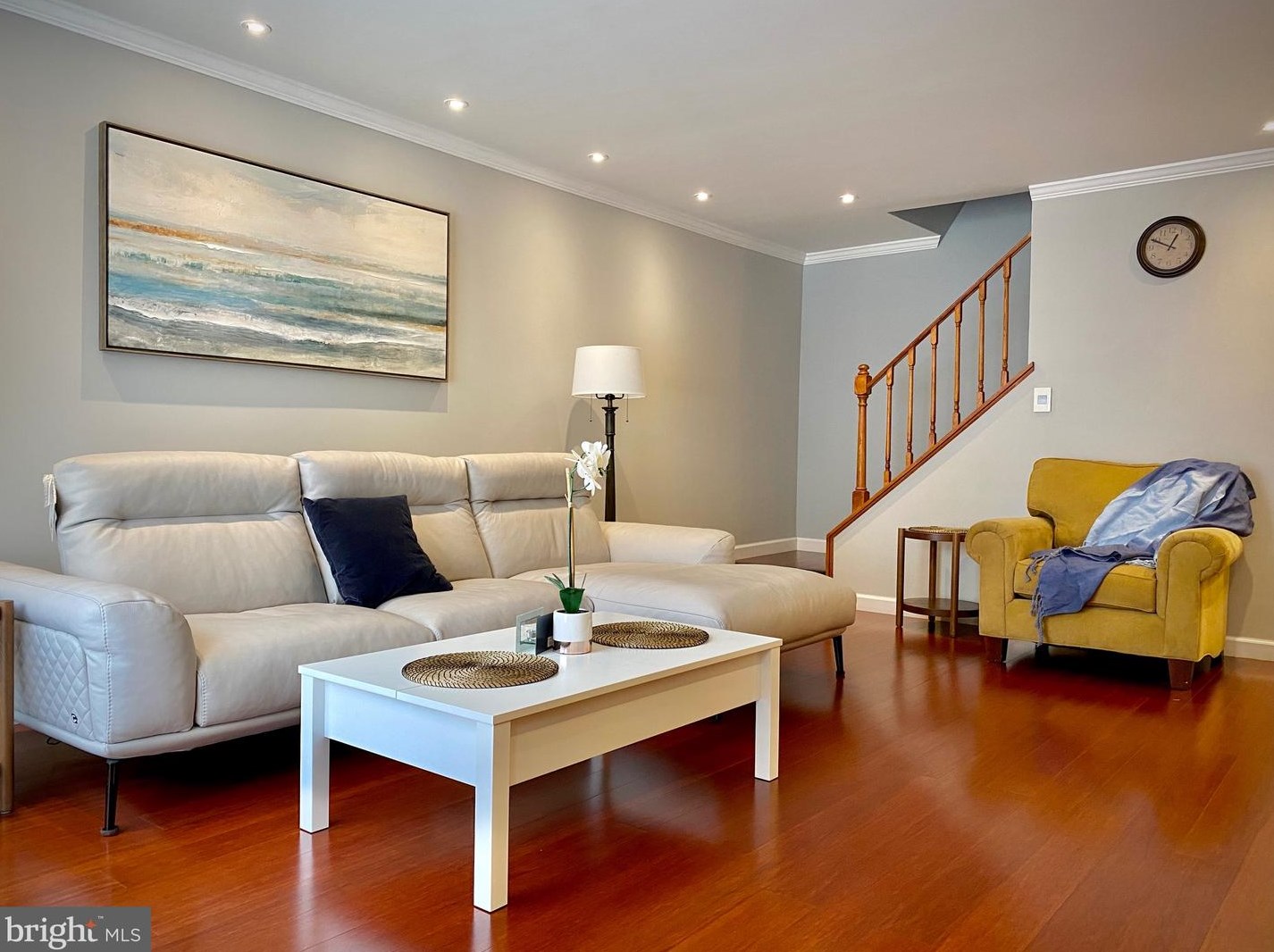 3131 Harbour Dr, Palmyra, NJ 08065