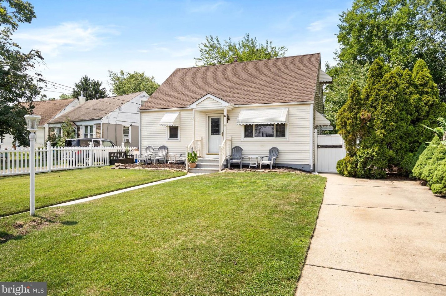8 Thorntown Ln, Chesterfield, NJ 08505