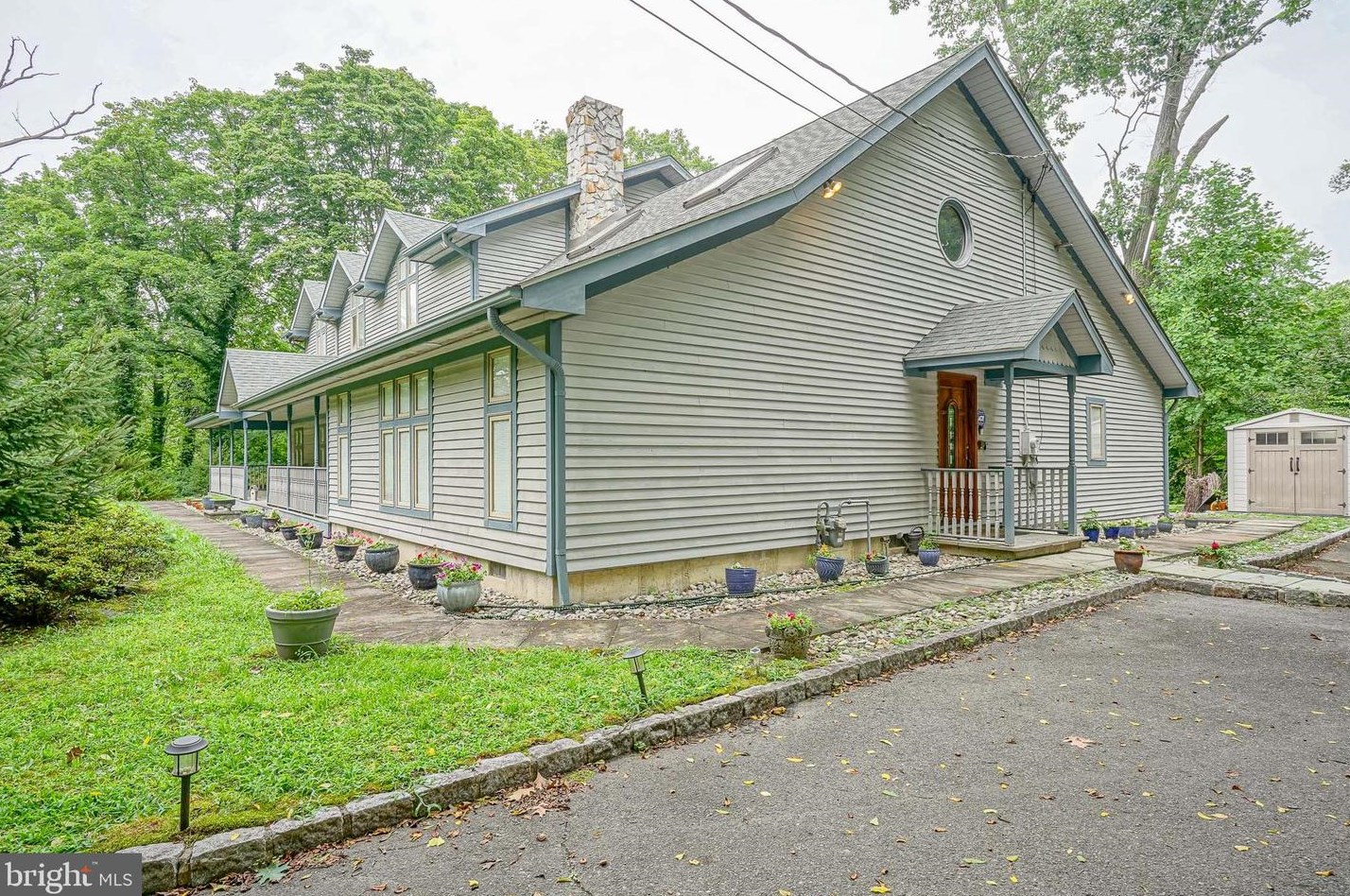 572 Eayrestown Rd, Lumberton Township, NJ 08048