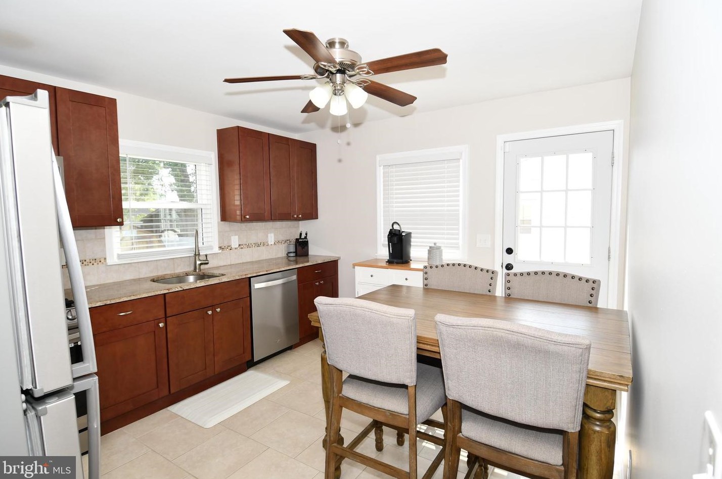 436 E 3rd St, Florence, NJ 08518