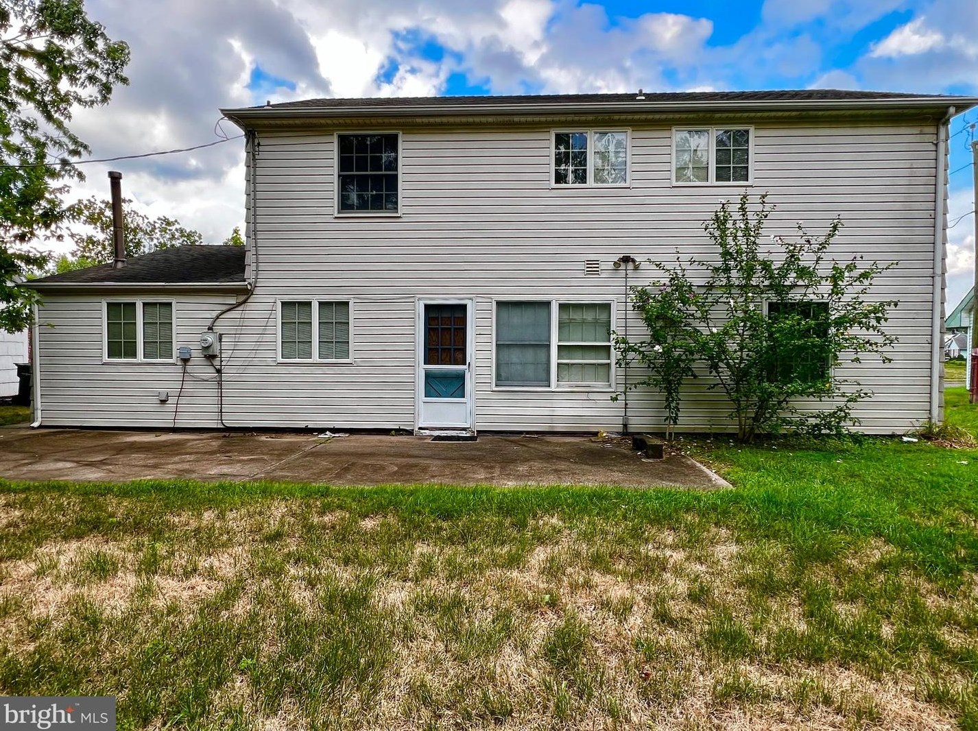 29 Birchwood Ln, Willingboro, NJ 08046