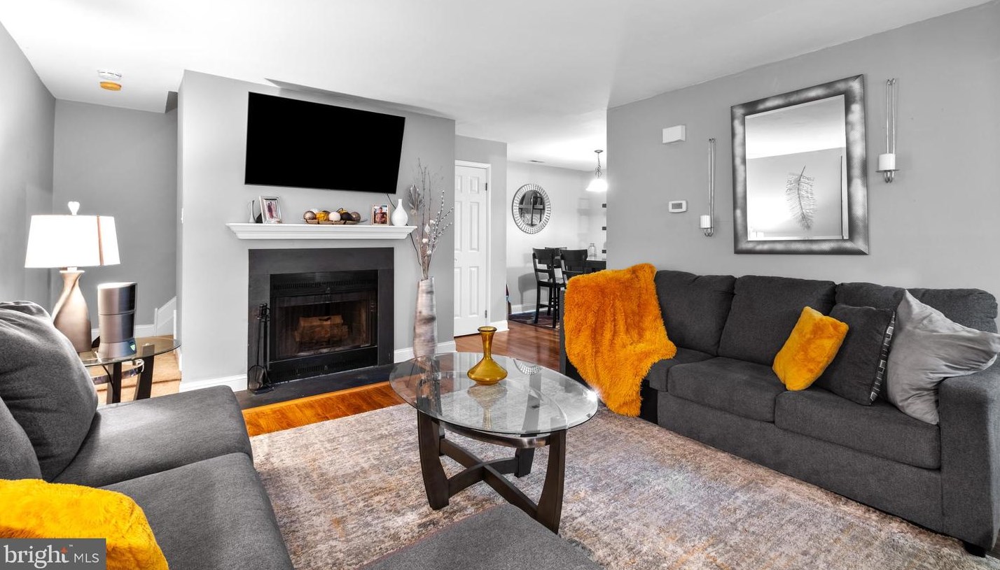 2139 Harbour Dr, Palmyra NJ  08065-1105 exterior