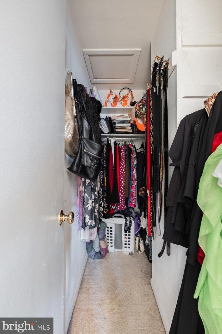 2139 Harbour Dr, Palmyra NJ  08065-1105 exterior