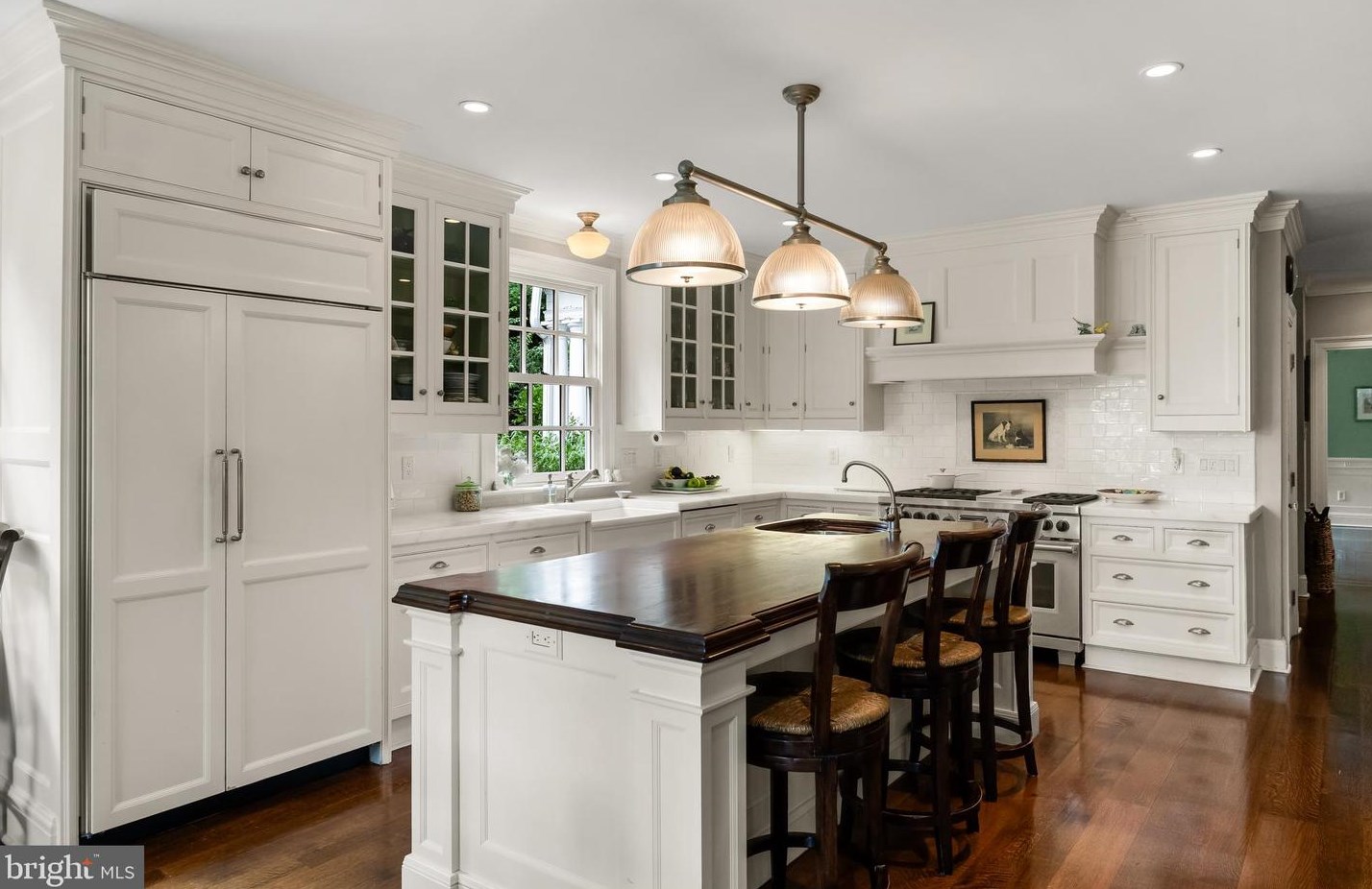 840 Golfview Rd, Moorestown NJ 08057-2024 exterior