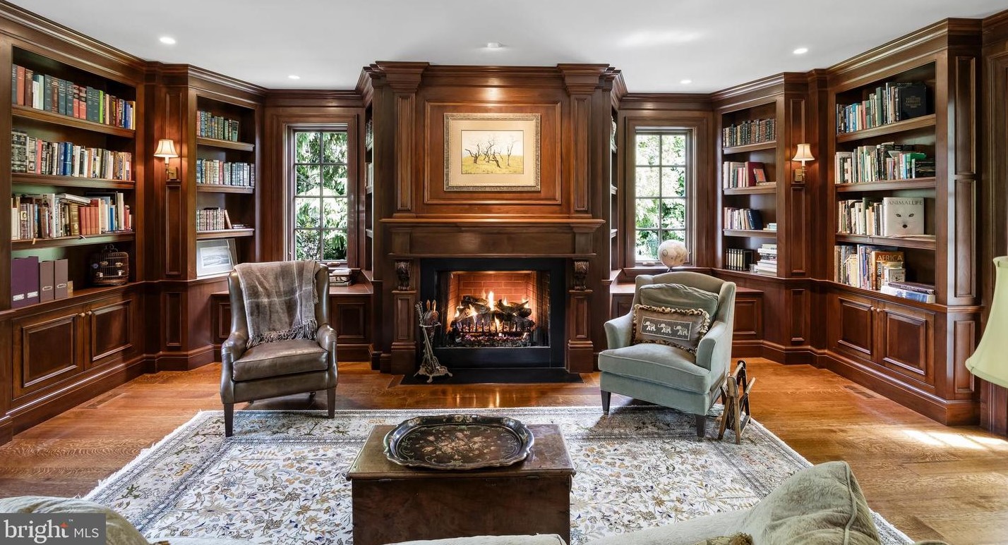 840 Golfview Rd, Moorestown NJ 08057-2024 exterior