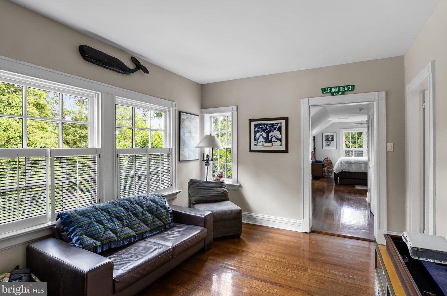 840 Golfview Rd, Moorestown NJ 08057-2024 exterior