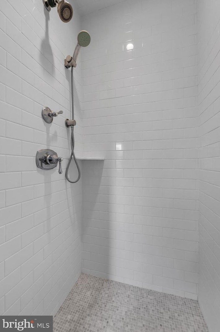 840 Golfview Rd, Moorestown NJ 08057-2024 exterior